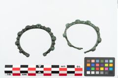Foto von Bronzeknotenarmreif (NHMW-PRAE-025948)